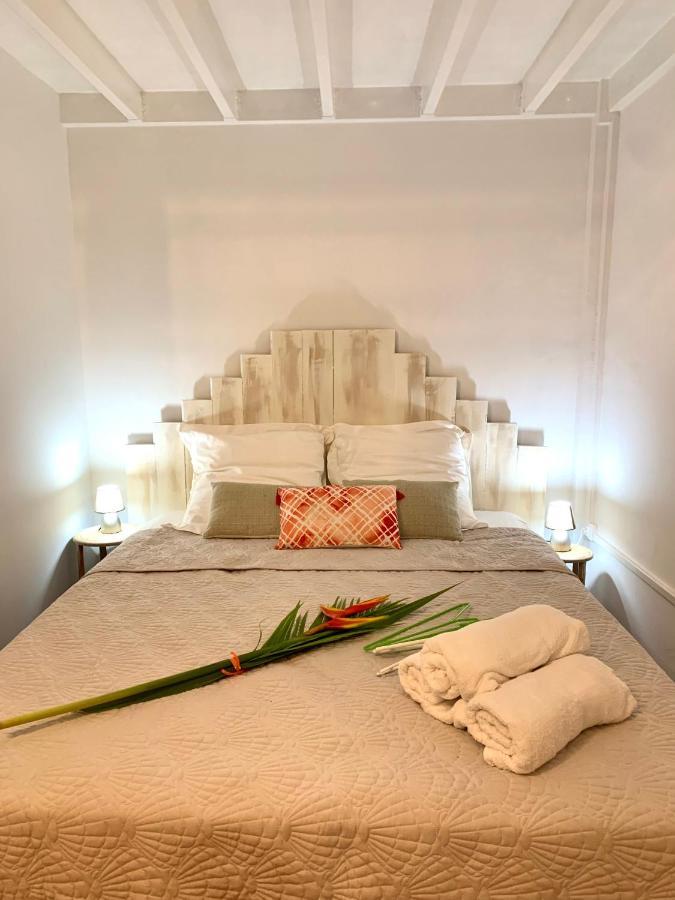 Somptueux Duplex Sur La Route Des Plages Sainte-Anne Luaran gambar
